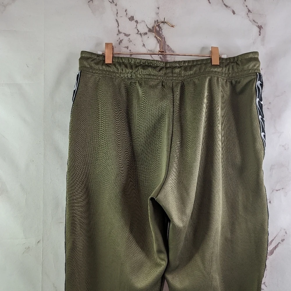Nike Pants Womens Large Green Practice Track Basketball Warm Up Jogger Stripe